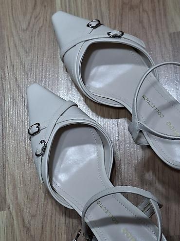 Basanoşka və səndəllər: Aldo, Ölçü: 36, rəng - Bej, Yeni — 2