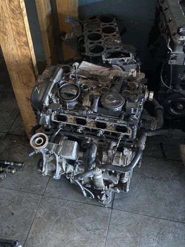 Sbor motorlar və silindr başlıqları: Volkswagen Passat 2 l, Benzin, 2024 il, İşlənmiş — 6