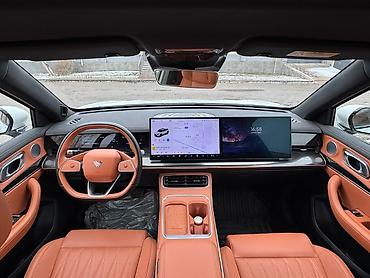 Другие автомобили: HOZON NETA L Год выпуска: 2024 Коробка передач: АКПП Двигатель: 🔋 — 3