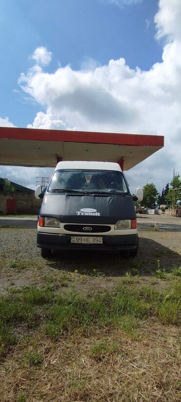 mawin kredit: Ford Transit: 2.5 l | 2000 il | 202413 km Van/Minivan