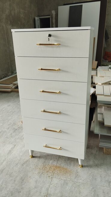 Dolablar: Dəhliz dolabı — 6