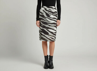 spódnice plisowane w pepitkę: PrettyLittleThing, Women`s skirt, size S