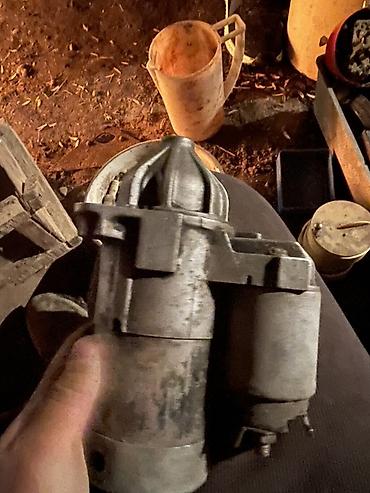 Бензонасосы: Бензонасос Б/у, Оригинал — 13