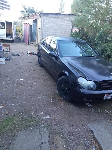 Продажа авто: Mercedes-Benz C-Class: 2003 г., 1.8 л, Автомат, Бензин, Седан — 3