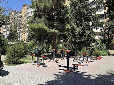 binəgədi: Bakı, 8-ci mikrorayon, 2 otaqlı, Köhnə tikili, m. Azadlıq Prospekti, 40 kv. m — 4