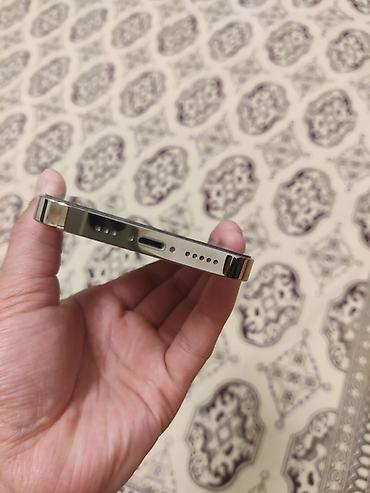 видео двойка: IPhone 14 Pro, Б/у, 128 ГБ, Золотой, 80 % — 3