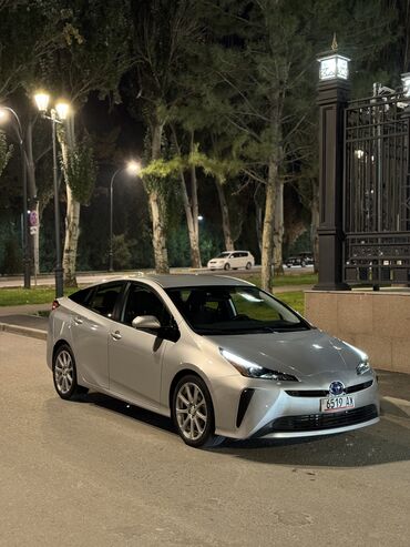 Toyota: Toyota Prius: 2020 г., 1.8 л, Вариатор, Гибрид, Хэтчбэк