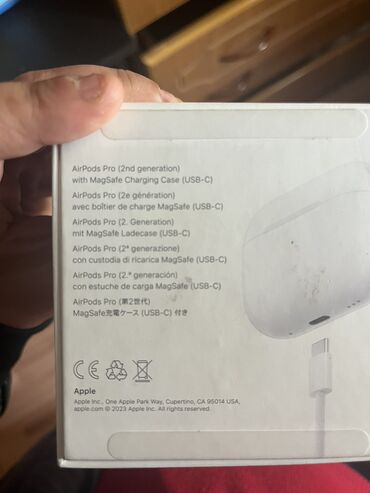 Apple: Airpod pro satılır. 1 ay işlənib. Səliqəli vəzyətdədir. 400 manata