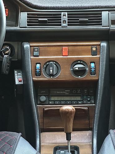 Mercedes-Benz: Mercedes-Benz W124: 1985 г., 2.3 л, Автомат, Бензин, Седан — 11