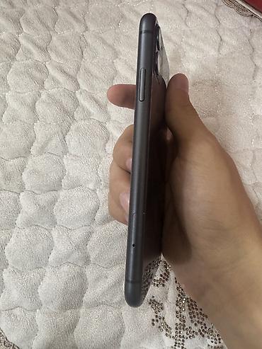 13 note pro: IPhone 11, 64 GB, Qara, Face ID — 4