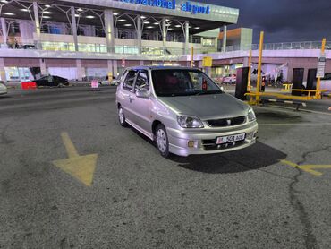 Toyota: Toyota Raum: 2000 г., 1.5 л, Автомат, Бензин, Минивэн