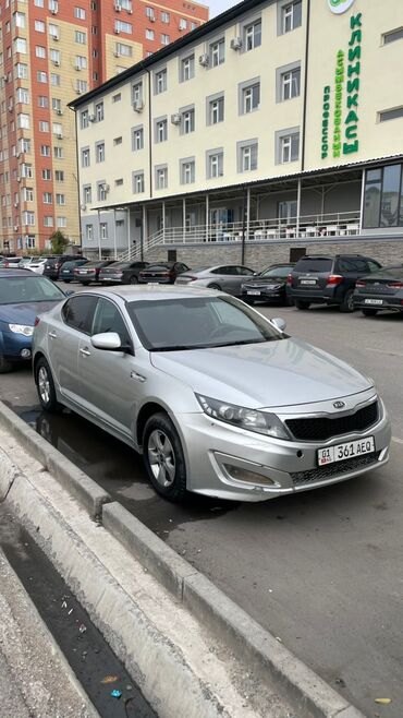 Kia: Kia K5: 2010 г., 2 л, Автомат, Газ, Седан