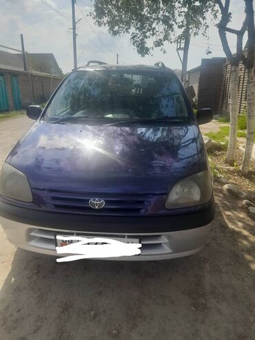 Toyota: Toyota Raum: 1997 г., 1.5 л, Автомат, Бензин, Универсал