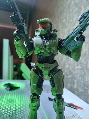 песочные часы: Фигурка Master Chief из серии Halo. Детализированная коллекционная — 1