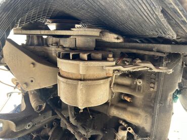 мерс автомобиль: Audi 100: 2 л, Механика, Бензин