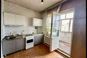 2х комнатная квартира продаётся: 2 бөлмө, 52 кв. м, 106-серия, 9 кабат, Эски ремонт