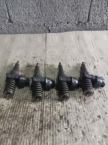 sticha: DIZNE SA DRŽAČIMA 1.9 TDI ZA VOLKSWAGEN GOLF 5 OD 2003. DO 2009. GOD — 2