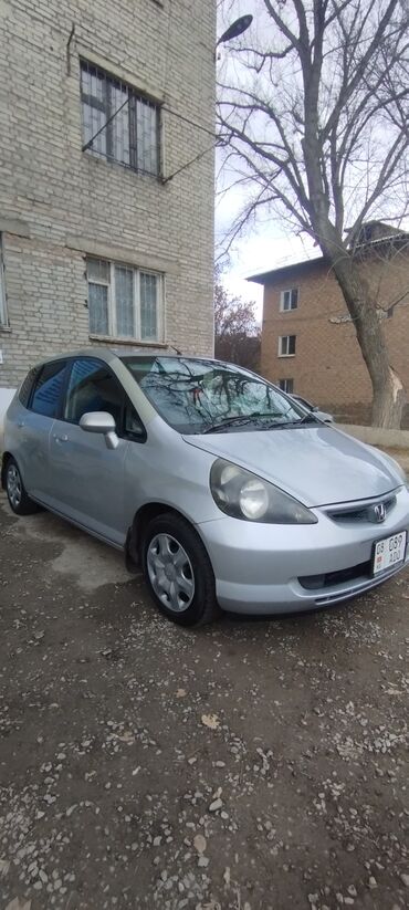 Honda: Honda Fit: 2002 г., 1.3 л, Вариатор, Бензин, Хэтчбэк