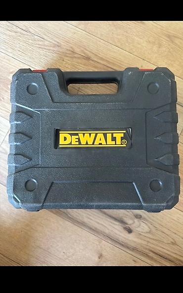 дрел: Аккумуляторный шуруповёрт/дрель DeWALT в комплекте Состав набора: - — 2