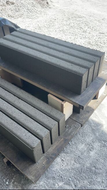 Брусчатка кирпич: Брусчатка кирпич, Для лестниц, Бетонная, Литая, Новый, Гарантия, Бесплатная доставка, Бесплатный выезд at lalafo.kg — 24 Брусчатка кирпич: Брусчатка кирпич, Для лестниц, Бетонная, Литая, Новый, Гарантия, Бесплатная доставка, Бесплатный выезд — 24