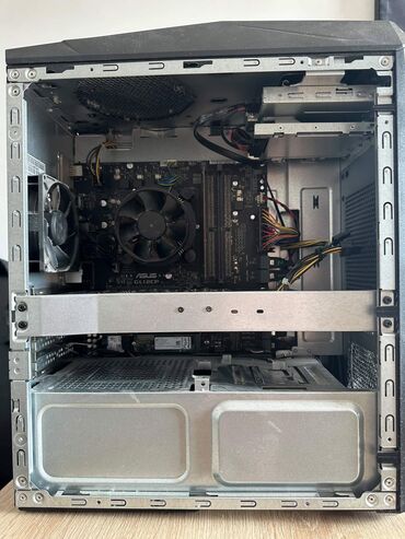 Desktop računari i radne stanice: ASUS desktop računar – gaming/creator konfiguracija Specifikacije: - — 12