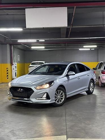 Hyundai Sonata: 2021 г., 2 л, Автомат, Бензин, Седан