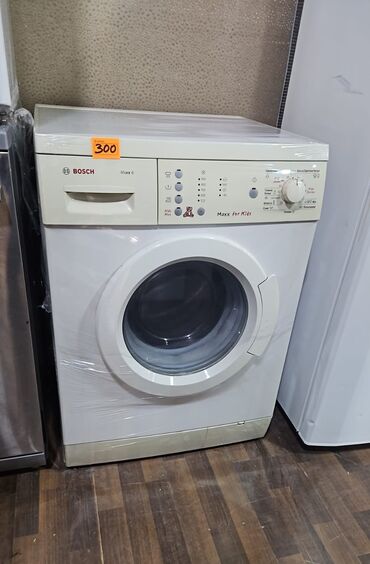 Paltaryuyan maşınlar: Paltaryuyan maşın Bosch, 6 kq, İşlənmiş, Avtomat, Qurutma var, Kredit var, Ödənişli çatdırılma