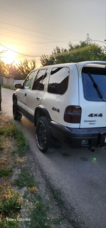 срочно срочно продам машину: Kia Sportage: 1997 г., 2.2 л, Механика, Дизель, Внедорожник