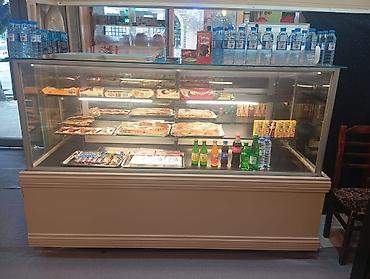 ты стенд: Quru sieniyyat vitrini satılır 500 manat Ölçü: 2 metr hündürlük 1.25 — 1