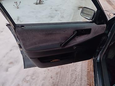 Volkswagen: Volkswagen Passat: 1989 г., 1.8 л, Седан — 15