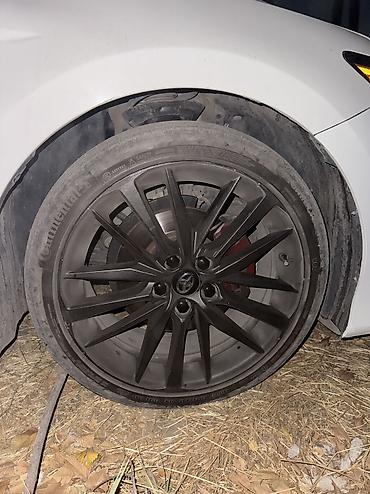 Шины и диски: Литые Диски R 19 Toyota, Комплект, отверстий - 5, Б/у — 6