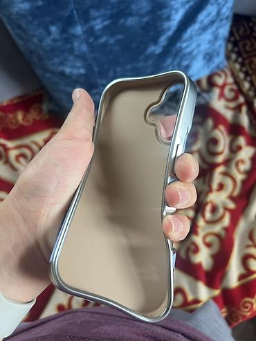 Чехлы: Чехлы для смартфона 1) Чехол «17 PRO» (бежевый, с внутренними — 2