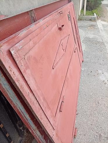 beton panel satilir: Metal darvaza dəsti - Material: qalın metal/sac - Rəng: qırmızı astar — 2