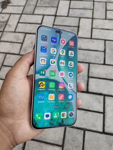 gps трекер: Honor X8, Колдонулган, 256 ГБ, түсү - Күмүш, 2 SIM