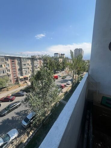 снять квартиру на долгий срок в бишкеке ок: 2 бөлмө, Менчик ээси, Чогуу жашоосу жок, Жарым -жартылай эмереги бар