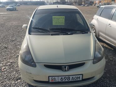 Honda: Honda Jazz: 2002 г., 1.3 л, Механика, Бензин