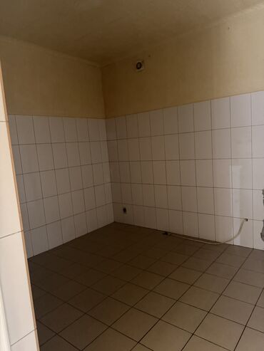 Помещения свободного назначения: Сдаю помещения свободного пользования. Под цех, склад. Молодая — 7