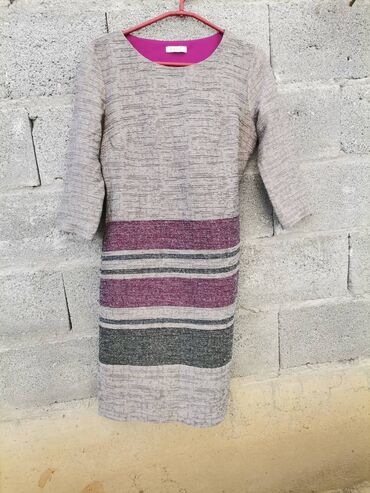 Haljine: Haljina turskog proizvođača, kvalitetna i dobro očuvana. Veličina M na lalafo.rs — 1 Haljine: Haljina turskog proizvođača, kvalitetna i dobro očuvana. Veličina M — 1