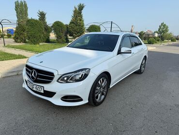 Mercedes-Benz: Mercedes-Benz E 220: 2.2 l | 2014 il Sedan — 2
