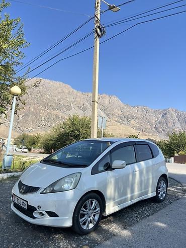 honda laif: Honda Fit: 2008 г., 1.5 л, Автомат, Бензин, Хэтчбэк — 9