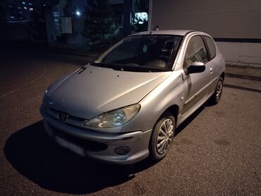 organizer za zadnje sediste: Peugeot 206: 1.4 l | 2002 year 220635 km. Hatchback