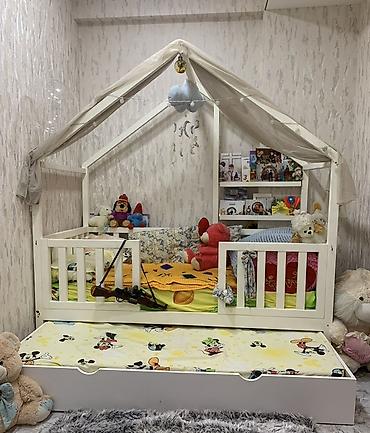 mebel dekor: Oğlan və qız üçün, İşlənmiş, Çarpayı, Bazalı, Matras ilə, Siyirməli — 1