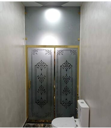 Duş kabinaları, arakəsmələr: Yeni Arakəsmə, Pulsuz çatdırılma — 30