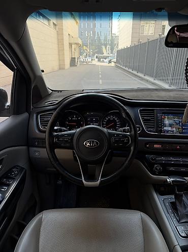 karnival: Kia Carnival: 2017 г., 2.2 л, Автомат, Дизель, Минивэн — 5