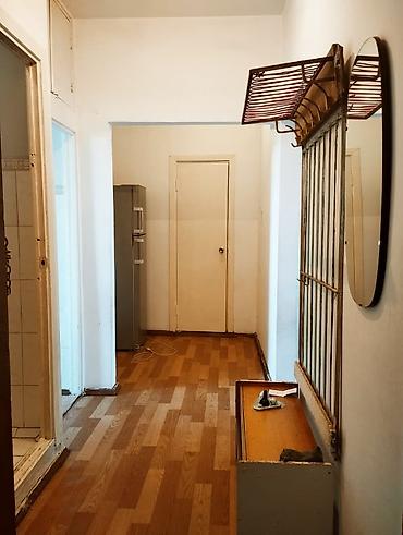 квартиры в кызыл аскере: 3 комнаты, 61 м², Кызыл Аскер 105 серия, 5 этаж, Требуется ремонт — 2