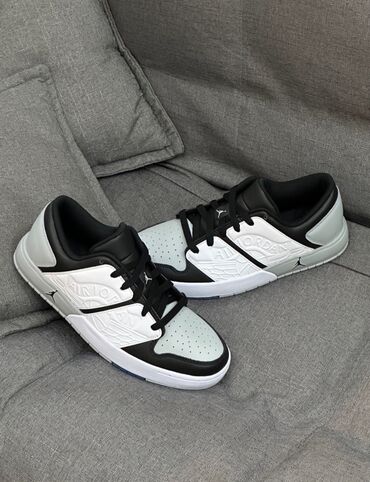 Кроссовки и спортивная обувь: Кросовки Jordan nu retro 1 low Доступны к заказу доставка в течении