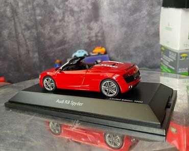 Avtomobil modelləri: Коллекционная модель AUDI R8 V10 Spyder Red 2012 Limited Edition — 26