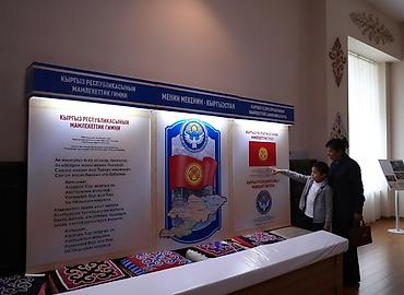Наклейки, Вывески, Лайтбоксы, Монтаж, Демонтаж, Разработка дизайна at lalafo.kg Наклейки, Вывески, Лайтбоксы, Монтаж, Демонтаж, Разработка дизайна
