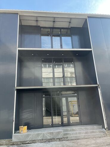 Офисы: Сдаю Офис, 90 м², В административном здании, С отдельной кухней, С отдельным входом, С отдельным сан узлом — 2