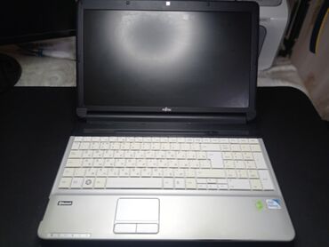fujitsu laptop computers: Intel Pentium, 4 GB, 15 "